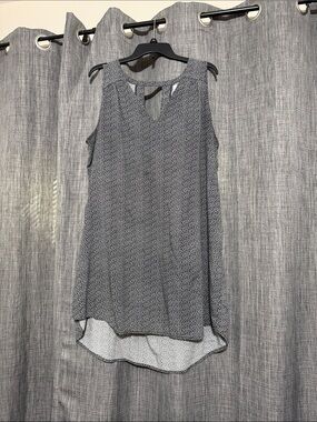 Old Navy Black and White Sleeveless Tunic Dress